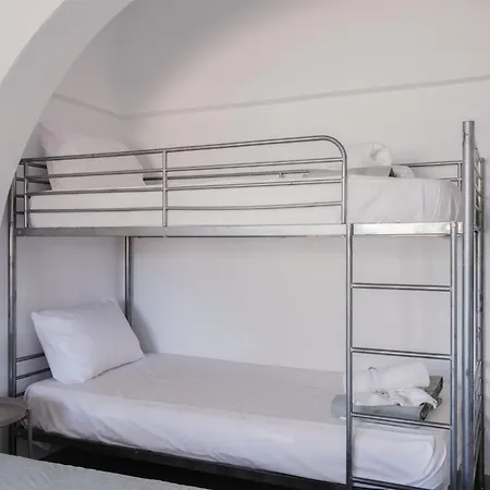 Harokopou * קופוניסיה